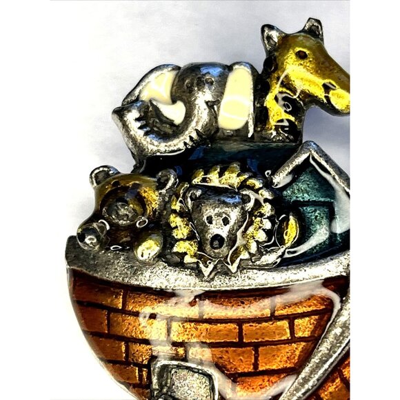 AJMC Pewter & Enamel Noah’s Ark Brooch Pin Vintage Signed - Picture 8 of 14